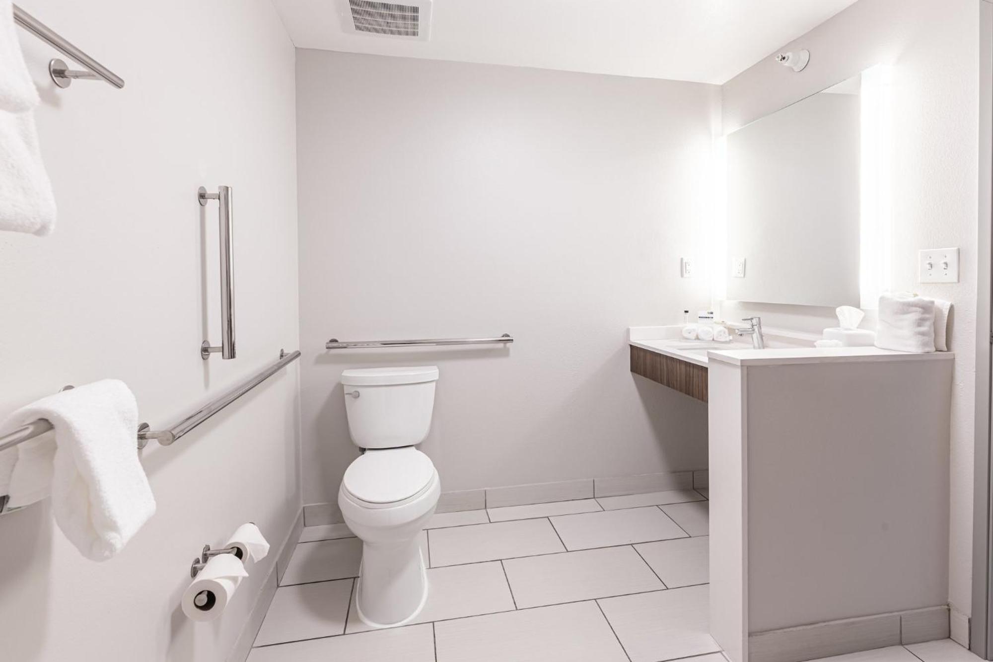 Holiday Inn Express & Suites - Rantoul By Ihg Luaran gambar