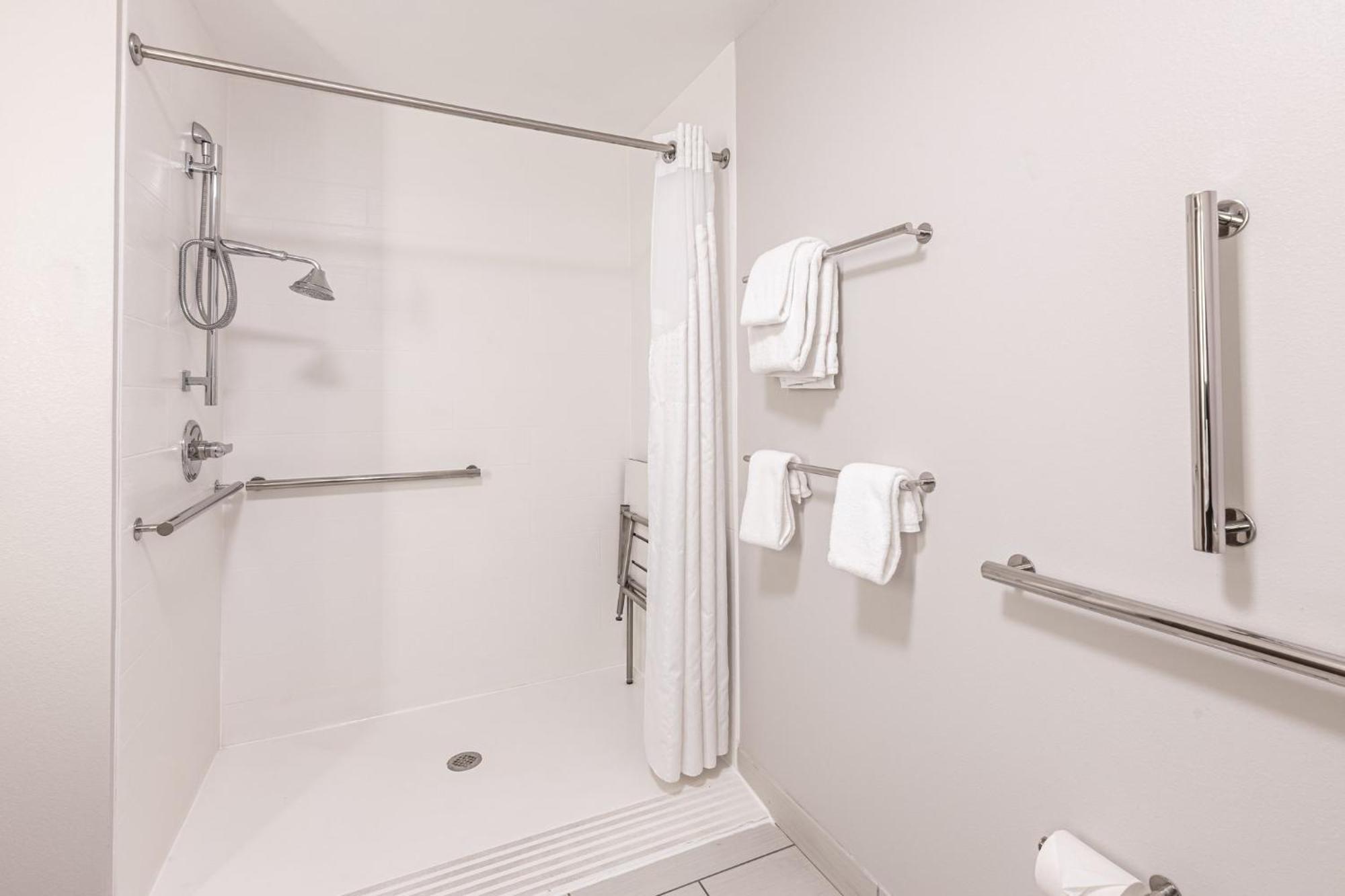 Holiday Inn Express & Suites - Rantoul By Ihg Luaran gambar